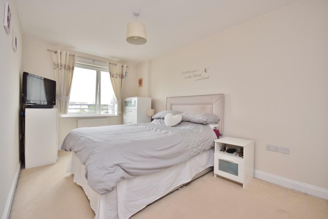 2 Bed Apartment, , Basingstoke